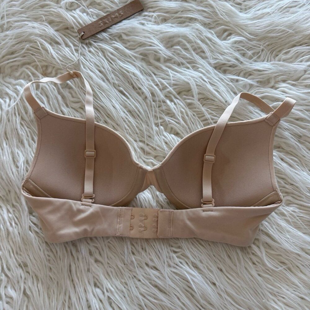 Skims Fits Everybody T-shirt Bra Sand Size 30B - Picture 5 of 7